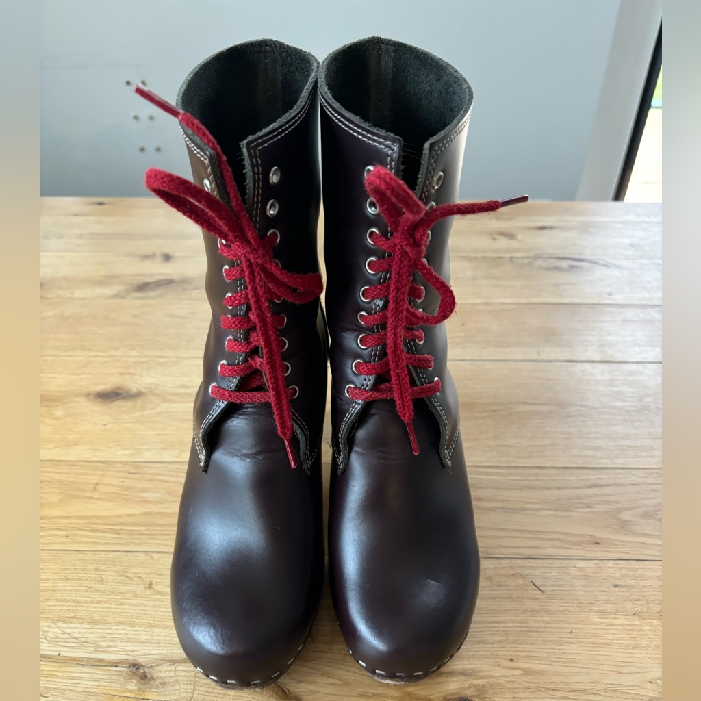 Maguba Burgundy Leather Booties, Lace-Up, Wood Heel, Sz 36